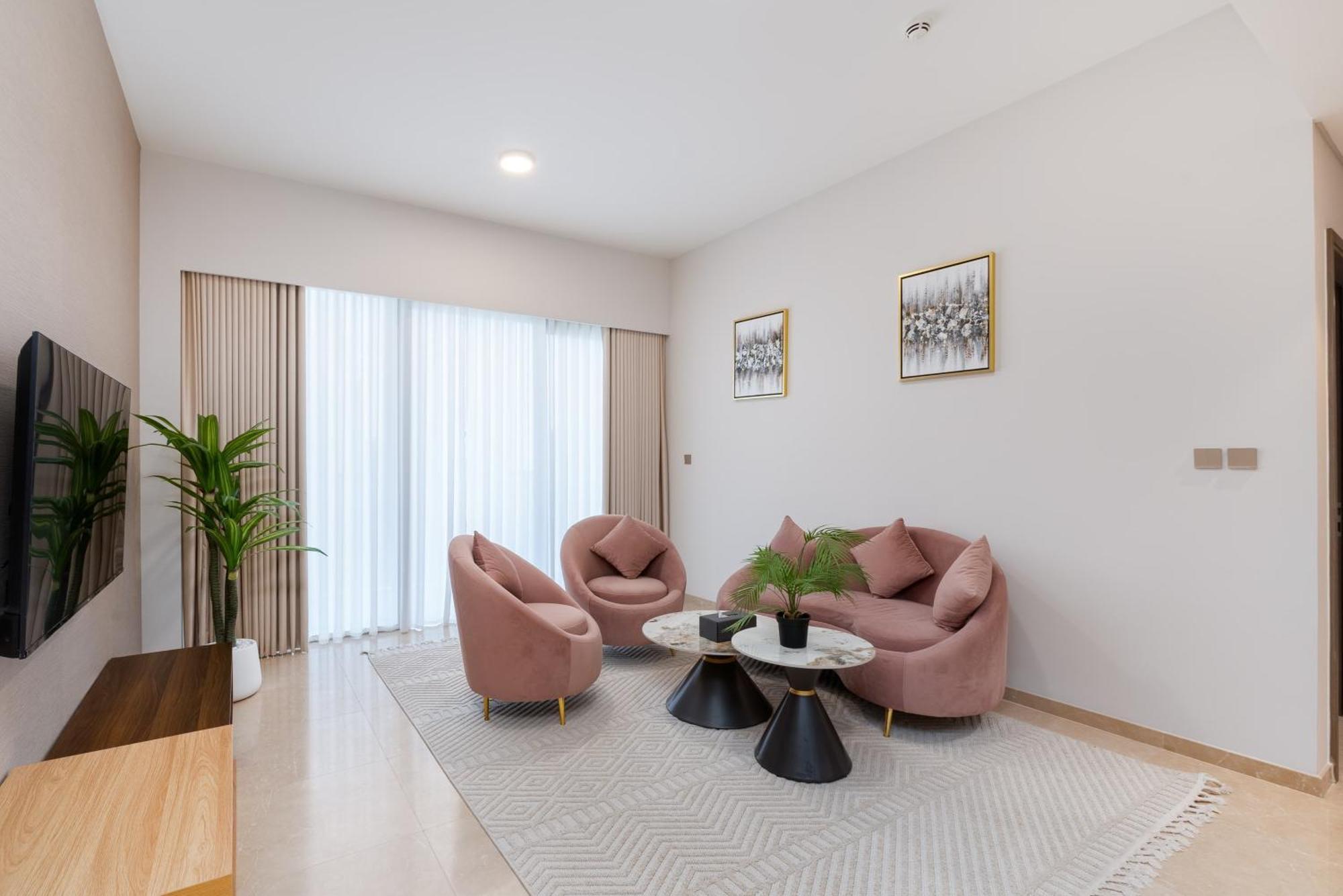 Neyazi Homes - Elegant 1br In Grande, Downtown, *